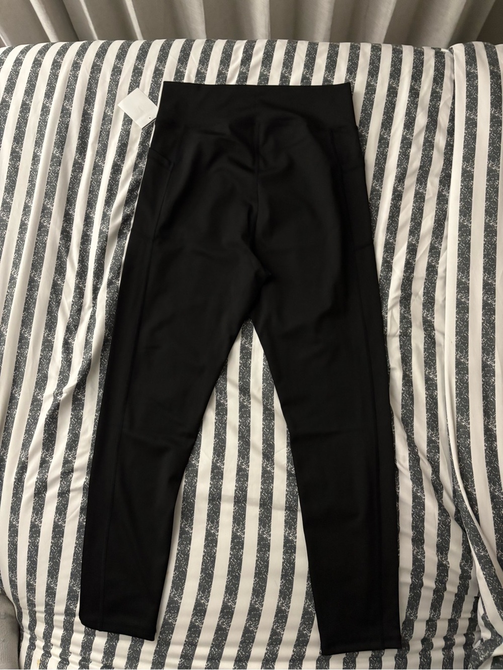Aeropostale women’s Black leggings